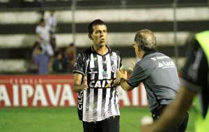 Série B: Paysandu tenta contratação de Didira, camisa 10 do ASA