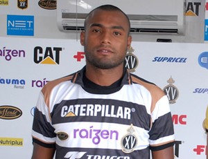 Série C: Guarani contrata Pitty, ex-zagueiro do Rio Claro, e oficializa Vitor Faísca