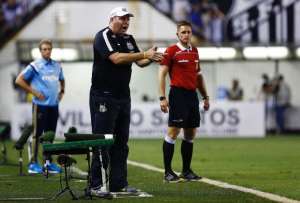 Agora vai? Santos acerta com Oswaldo de Oliveira e anúncio deve acontecer nesta sexta