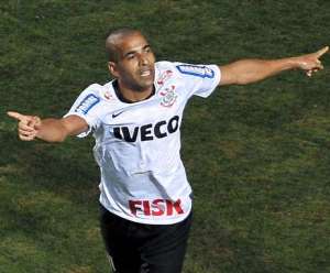 Emerson Sheik receberá homenagem, mas vai ficar fora de jogo do Corinthians