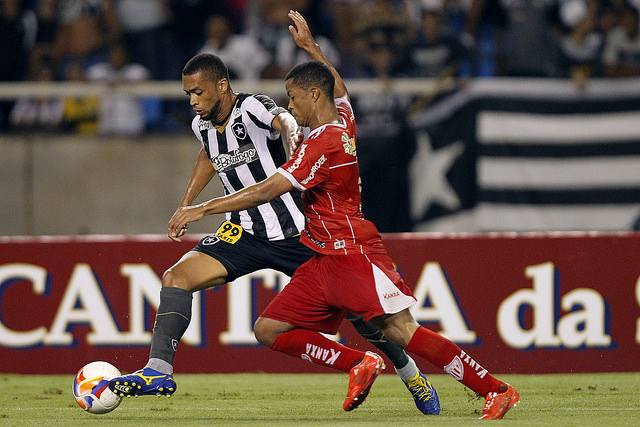 Mogi quer tirar a zica para conquistar primeira vitória