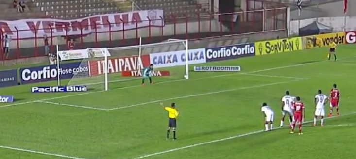 Edson Ratinho fez o gol de empate do Mogi Mirim em cobrança de pênalti - Reprodução