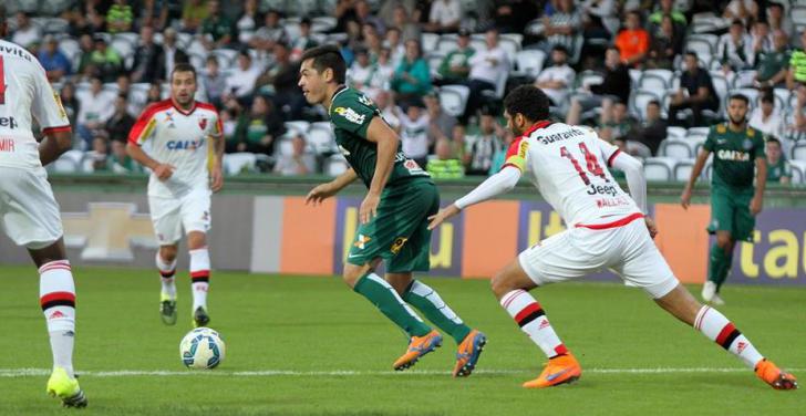 Flamengo marcou bem o ataque do Coritiba, o terceiro pior do Brasileirão até agora