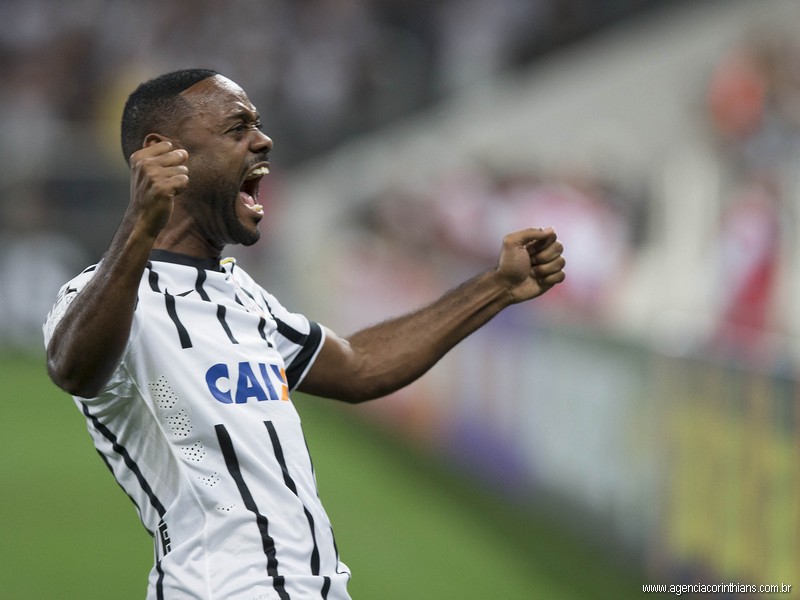 Corinthians provoca Internacional após vitória em Itaquera: "Põe no DVD" 2 0002050087370 img