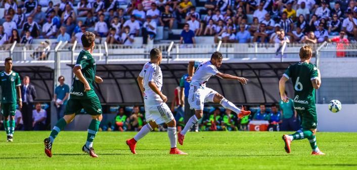 Hélio dos Anjos fez marcação do Goiás em cima dos principais jogadores da Ponte Preta. Foto: Ponte Preta - Oficial