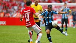 Cotado no Manchester, volante Rodrigo Dourado deve permanecer no Inter