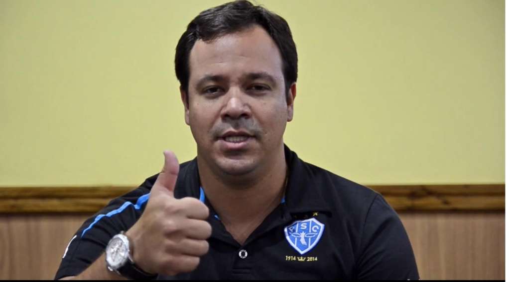 Dado Cavalcanti mais uma vez vai fazendo um bom trabalho na Série B