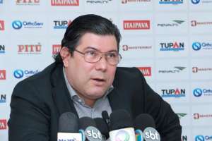 Série B: Sem patrocinador máster, Santa Cruz mais uma vez não paga salários atrasados