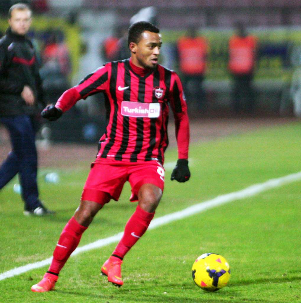 João Vítor estava encostado no Gaziantepspor, da Turquia, antes de chegar ao Figueirense