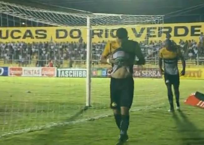Criciúma marcou um gol de pênalti e depois segurou a vitória na defesa contra o Luverdense