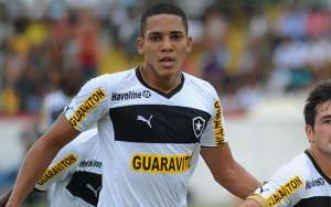 Série B: Titular no Botafogo, Gilberto exalta bom momento e fala em Olimpíada pela seleção brasileira