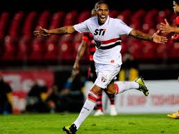 São Paulo fecha venda e vai receber R$ 4,5 milhões por Paulo Miranda
