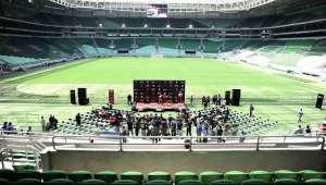 Mesmo com gramado ruim, arena palmeirense será palco de 'pelada' de empresários