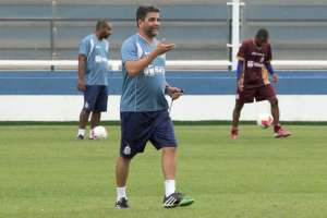 Série B: Vindo de goleada e com diversos desfalques, Macaé viaja indefinido para Maceió