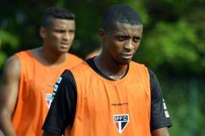 Cafu, ex-Ponte Preta, recebe proposta da Europa e pode ser mais um a deixar São Paulo