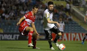 Série B: Em histórico equilibrado, Ceará e Santa Cruz fazem clássico dos desesperados na Arena Castelão
