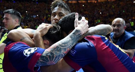 Na Espanha, Neymar brilhou ao lado de Messi e Luiz Suárez