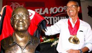 Luto! Morre Carlinhos, técnico bicampeão brasileiro e um dos maiores ídolos do Flamengo