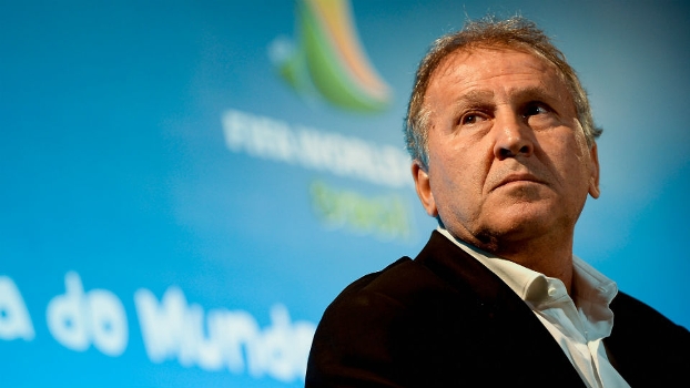 Zico confia em sua popularidade, agora abalada, para ser presidente da Fifa