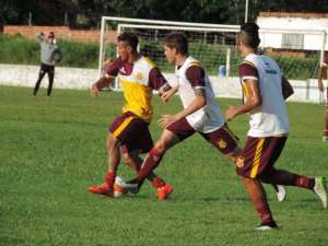 Série B: Sampaio Corrêa volta aos treinos e Léo Condé ganha reforços