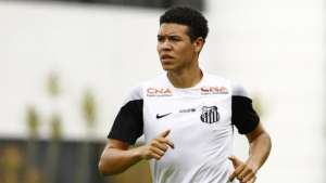 Pouco aproveitado no Santos, Marquinhos Gabriel pode ser contratado pelo Avaí
