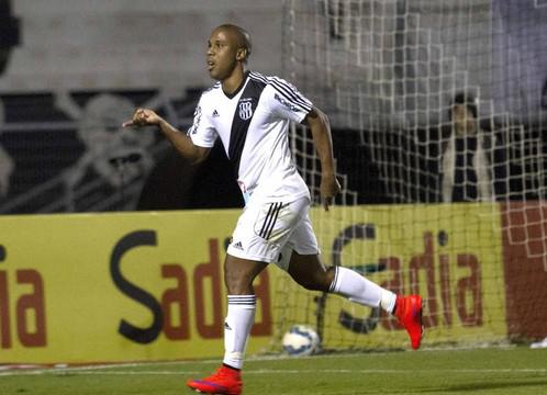 De olho nos 100 gols, Borges espera virar titular de vez na Ponte Preta