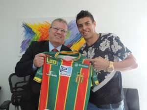 Série B: Douglas, ex-Operário-PR, chega prometendo no gols no Sampaio Corrêa