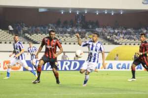 Série B: Vitória lamenta gol nos acréscimos e dá folga ao elenco antes de clássico