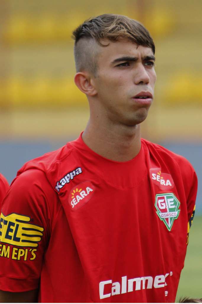 Matheus Vargas do Grêmio Osasco ganha chance no Corinthians com Tite