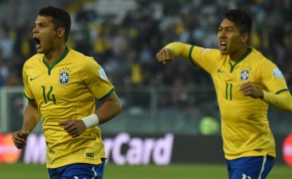Thiago Silva é um zagueiro de boa técnica e tenta se firmar na Seleção Brasileira