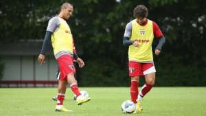Em tom de despedida, o irriquieto artilheiro Luis Fabiano desabafa no São Paulo