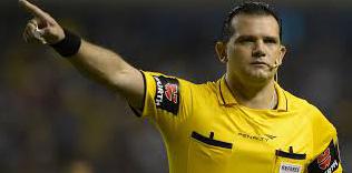 Carlos Amarilla teve arbitragem colocada sob suspeita com o Corinthians na Libertadores