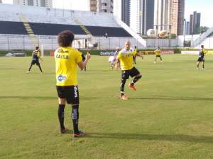 Série B: ABC aguarda Ronado Mendes para confirmar time titular contra Náutico
