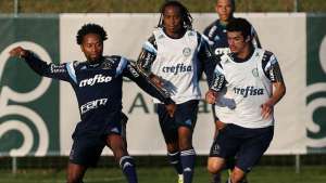 Marcelo Oliveira faz mistério e não revela escalação do Palmeiras para clássico
