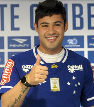 Vinícius Araújo está de volta ao Cruzeiro