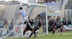SÉRIE B: Macaé derruba o Botafogo, último invicto, e o Bahia é cara nova dentro do G4