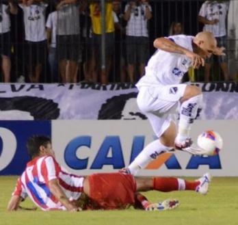 Edno escapou como pode dos marcados do Náutico