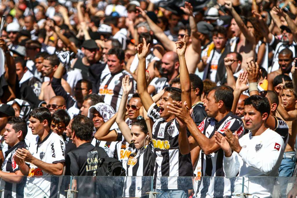 Torcida do Atlético-MG compareceu em peso no Mineirão