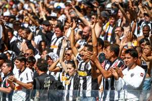 Levir Culpi pede desculpas para a torcida do Atlético-MG após recorde de público no Brasileirão