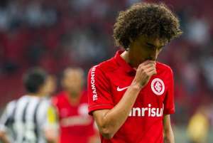 Valdívia admite gol 'sem querer' e Aguirre projeta Inter com mudanças na quarta