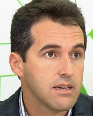 Léo Condé poderá ter dois reforços para duelo contra o líder Botafogo