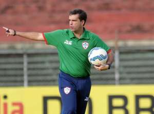 Portuguesa demite técnico após derrota em casa pela Série C