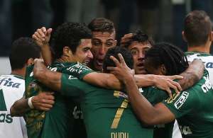 Robinho recebe sondagem dos Emirados Árabes e pode deixar o Palmeiras