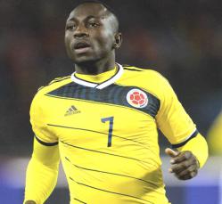 Armero pode ser o lateral-esquerdo do Mengo em Joinville