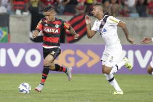 Time chinês tenta tirar Everton do Flamengo e Gabriel Xavier do Cruzeiro