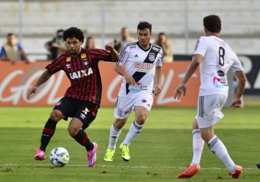 Vitória sobre Atlético-PR garantiu mais uma 