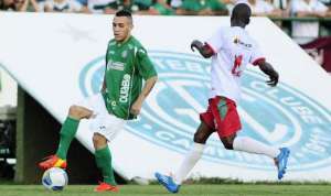 Série C: Watson se recupera e cirurgia é praticamente descartada pelo Guarani