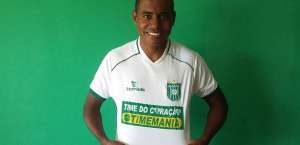 Baiano, aquele mesmo, comemora 37 anos no Gama, jogando na Série D