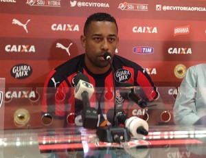 Série B: Ex-Palmeiras e Cruzeiro, Robert é regularizado e pode estrear pelo Vitória