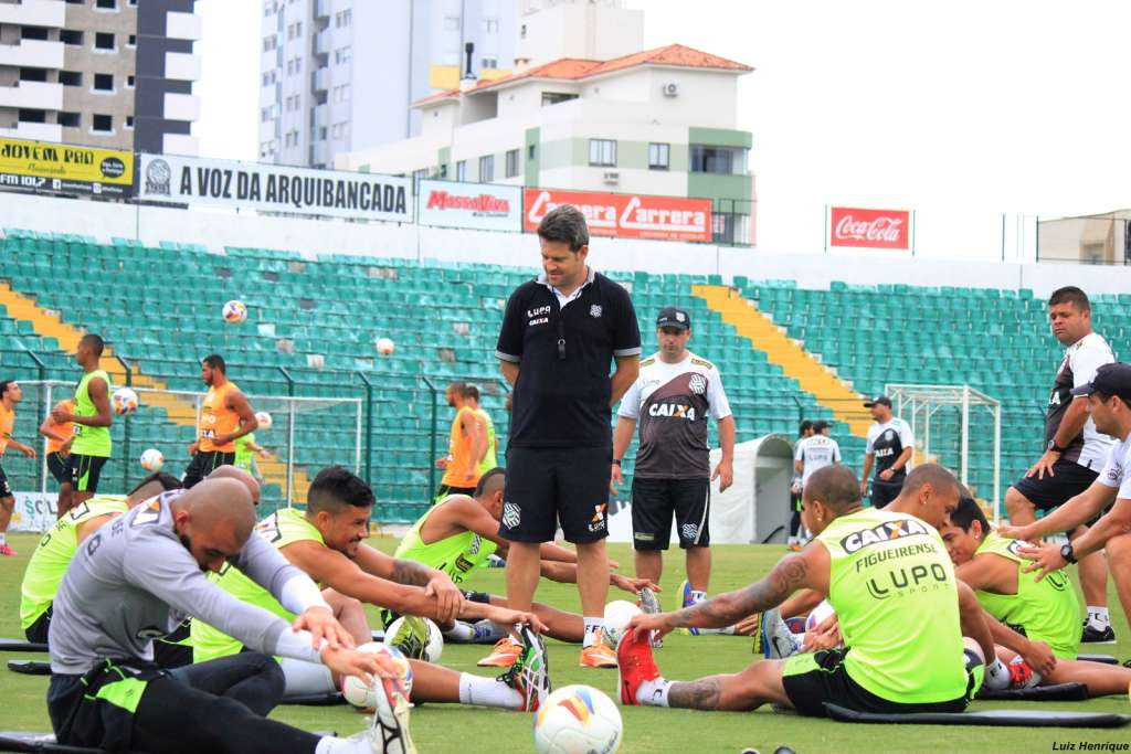 Argel Fucks deve contar com Marquinhos Pedroso e Paulo Roberto no Figueirense